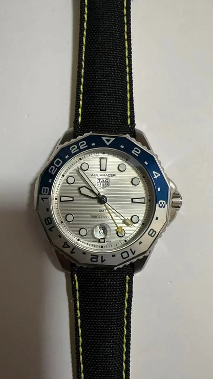 silver Tag Heuer Aquaracer GMT - Hình 5